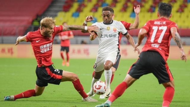 开云官方网站-“争冠队？我们打得就是争冠队！”